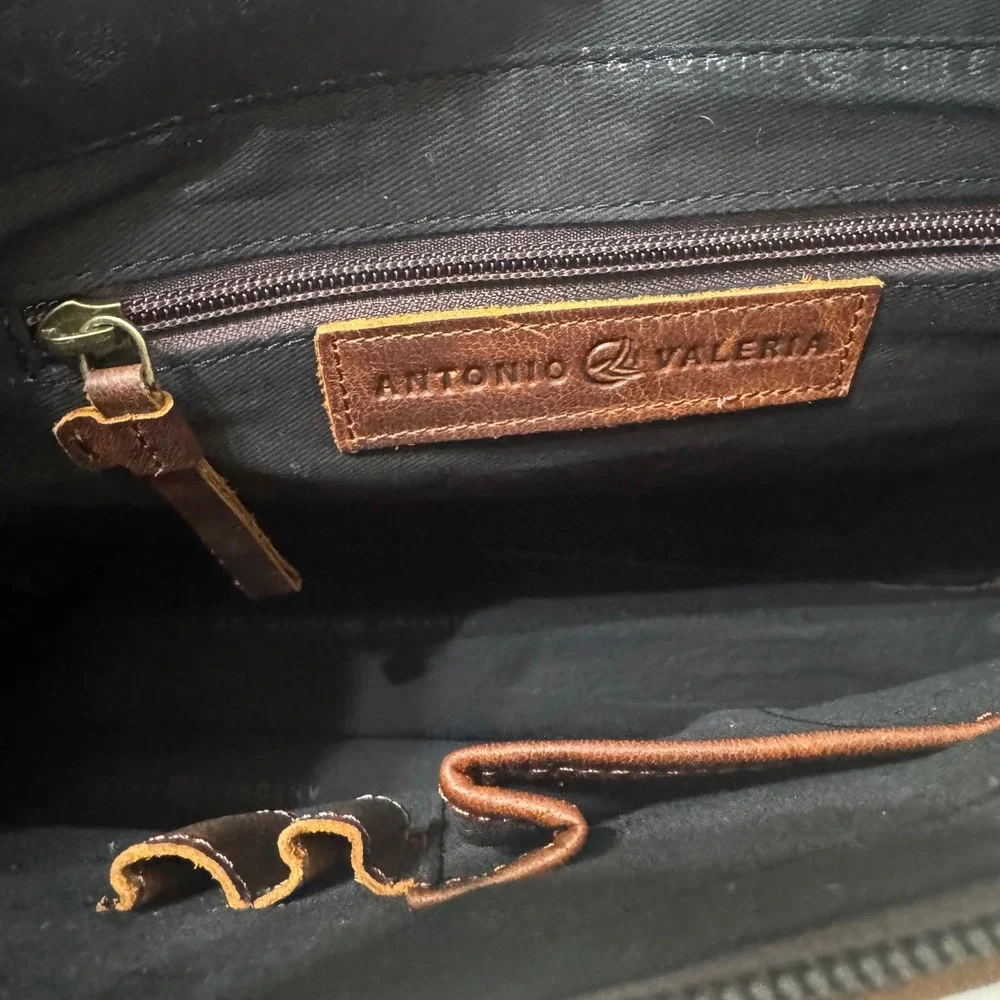 Antonio Valeria Messenger Bag Mens OS Brown New Distressed Leather Satchel